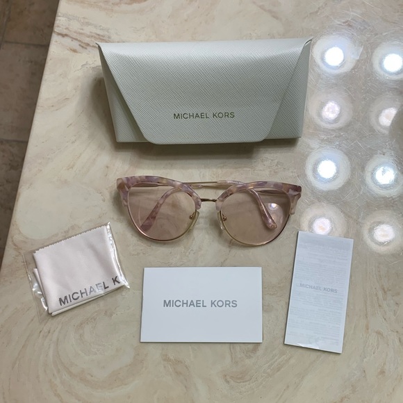 Michael Kors Savannah Sunglasses - Picture 10 of 16